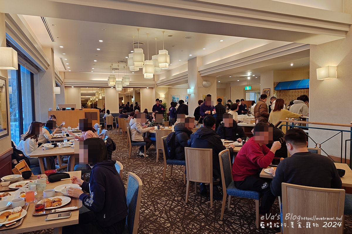 【日本旅遊】International Resort Hotel Yurakujo インターナショナルリゾートホテル湯楽城,外觀看是有年紀的渡假酒店,飯店的優點應該就是距離機場近,附近沒有超市可以採買免敗家。千葉住宿 - 第19張圖