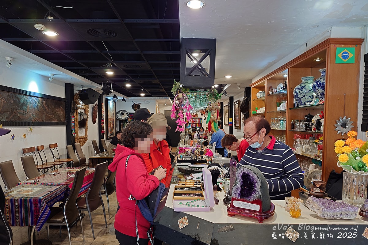 【高雄美食】黛麗莎西班牙拉丁美洲餐廳(寵物友善餐廳),料理除了西班牙料理還提供多國料理以及素食料理,西班牙小脆餅、烤墨西哥起司餅吃起來酥脆可以點!。高雄異國料理 - 第4張圖
