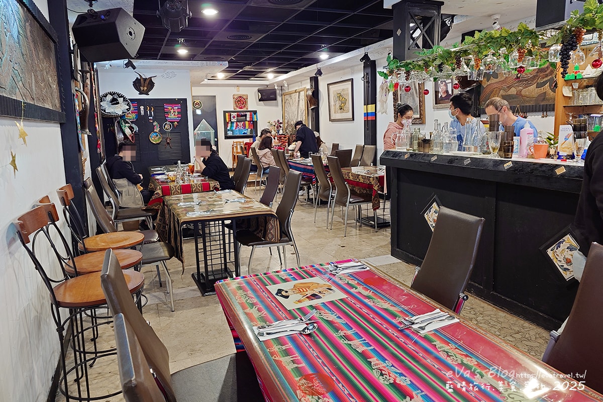 【高雄美食】黛麗莎西班牙拉丁美洲餐廳(寵物友善餐廳),料理除了西班牙料理還提供多國料理以及素食料理,西班牙小脆餅、烤墨西哥起司餅吃起來酥脆可以點!。高雄異國料理 - 第6張圖