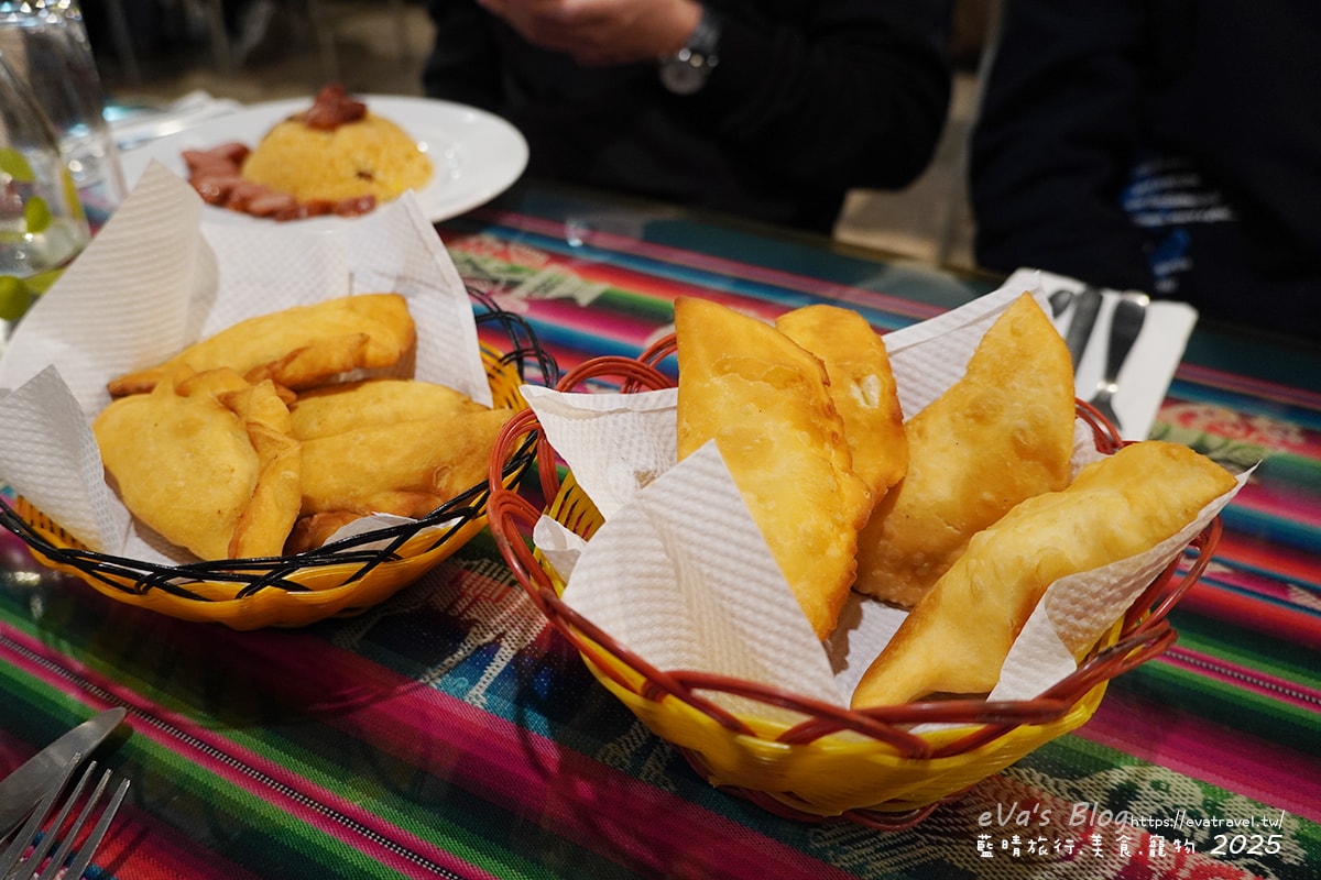【高雄美食】黛麗莎西班牙拉丁美洲餐廳(寵物友善餐廳),料理除了西班牙料理還提供多國料理以及素食料理,西班牙小脆餅、烤墨西哥起司餅吃起來酥脆可以點!。高雄異國料理 - 第30張圖