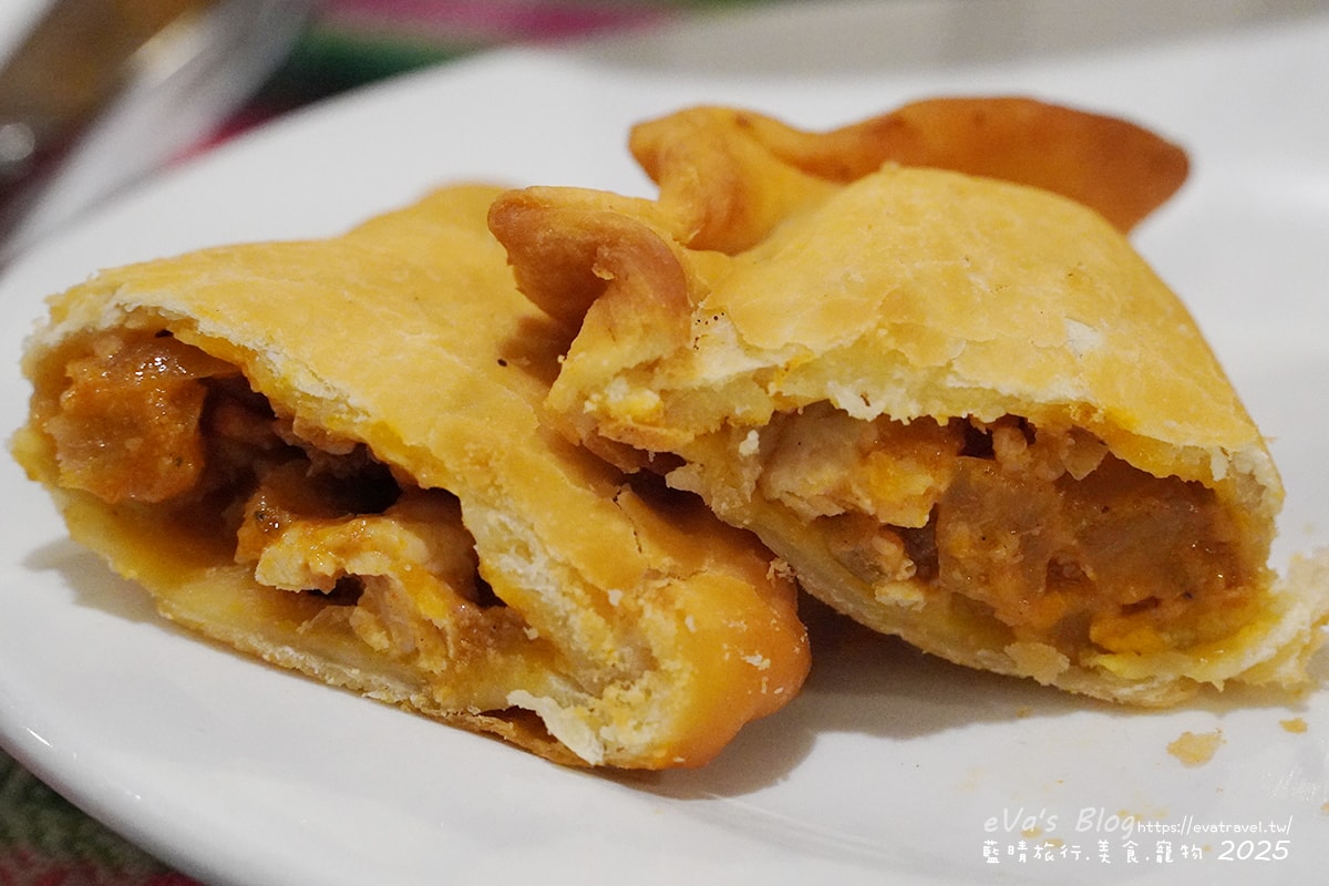 【高雄美食】黛麗莎西班牙拉丁美洲餐廳(寵物友善餐廳),料理除了西班牙料理還提供多國料理以及素食料理,西班牙小脆餅、烤墨西哥起司餅吃起來酥脆可以點!。高雄異國料理 - 第32張圖