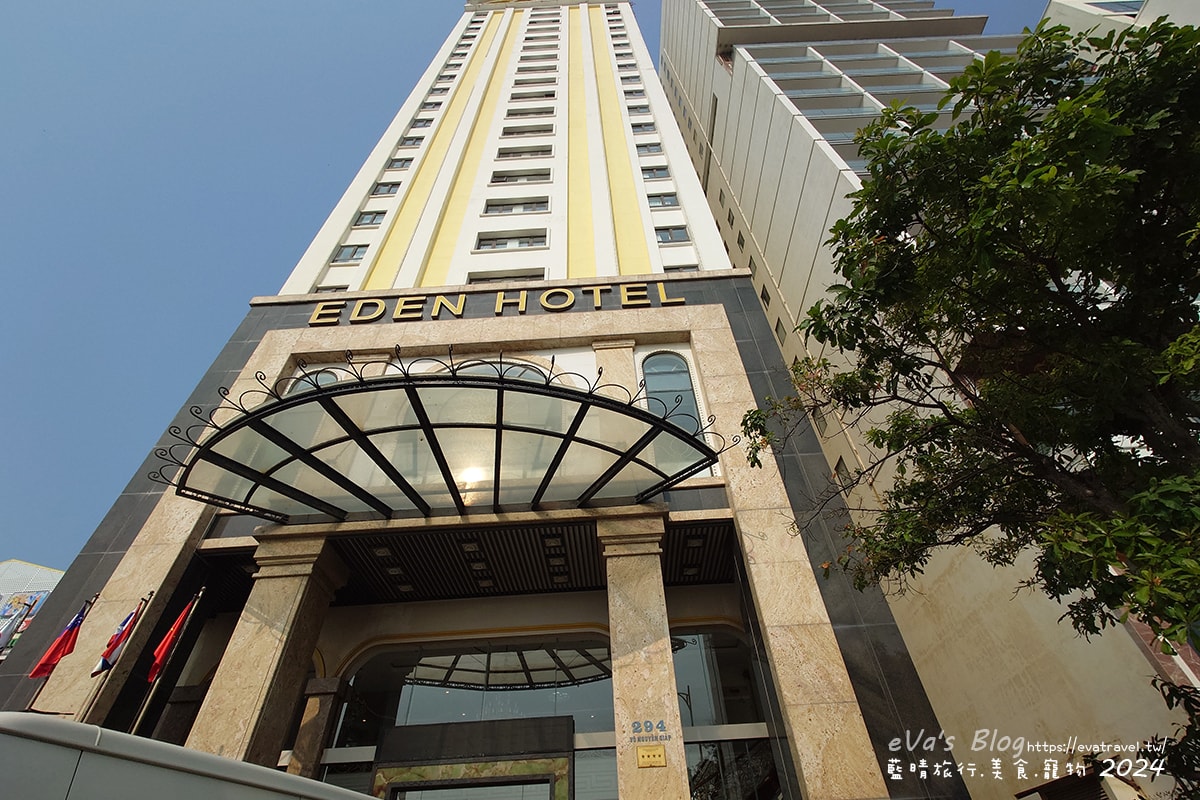 【越南旅遊】Eden Ocean View Đà Nẵng 峴港伊甸海景飯店,飯店對面就是美溪沙灘,房間簡潔乾淨住著舒適,打開窗簾就可以看到大海、夕陽景色還有比基尼唷!。越南住宿 - 第2張圖