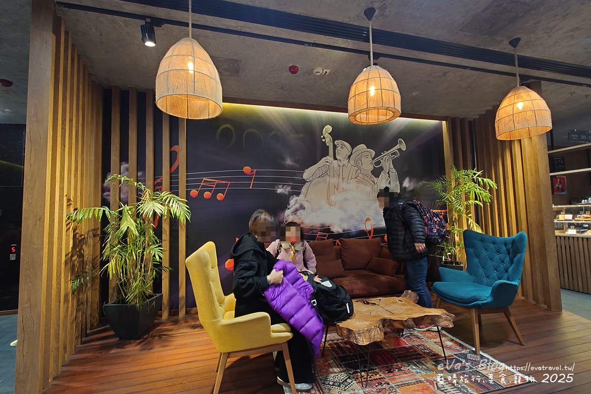 【土耳其蜜月旅遊】Ibis Istanbul Airport 宜必思伊斯坦堡機場飯店|機場周邊住宿推薦,簡約雙人房型與豐盛早餐實拍分享。土耳其住宿 - 第7張圖