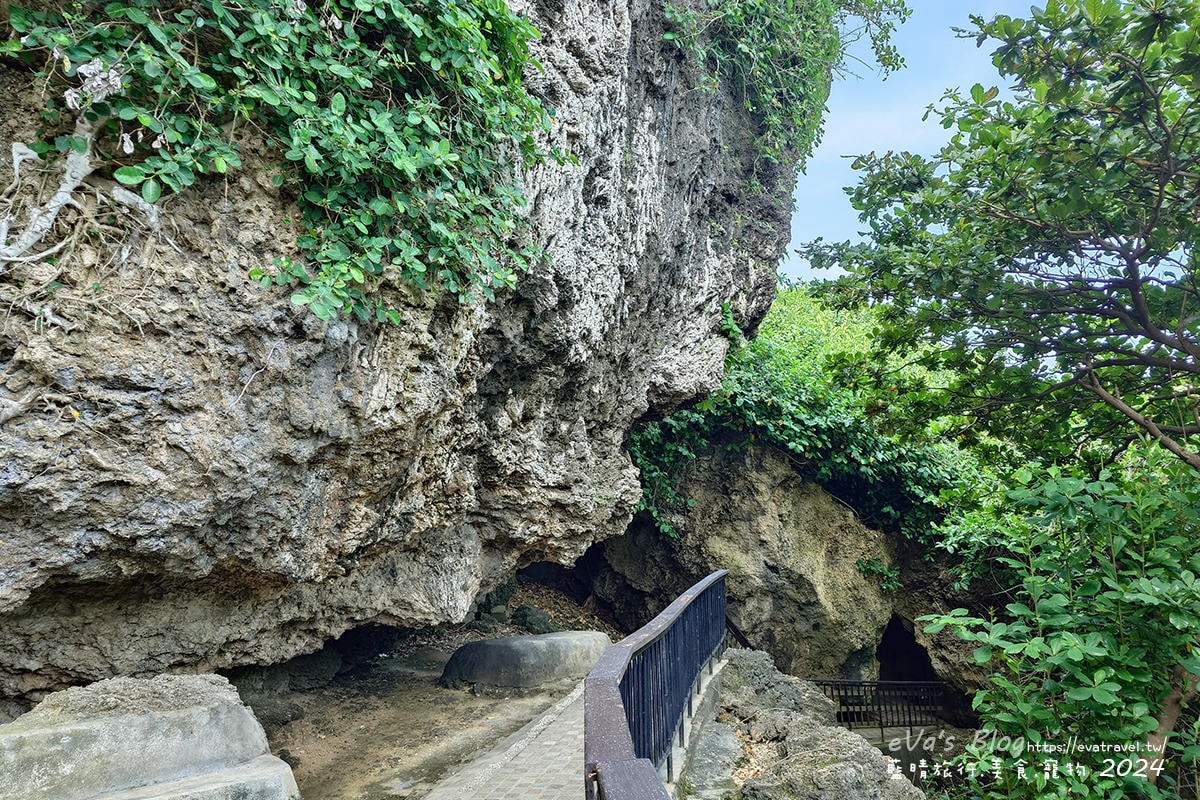 【小琉球探洞系列①】美人洞傳說＋十三景拍照亮點｜門票資訊與海蝕步道攻略。小琉球旅行