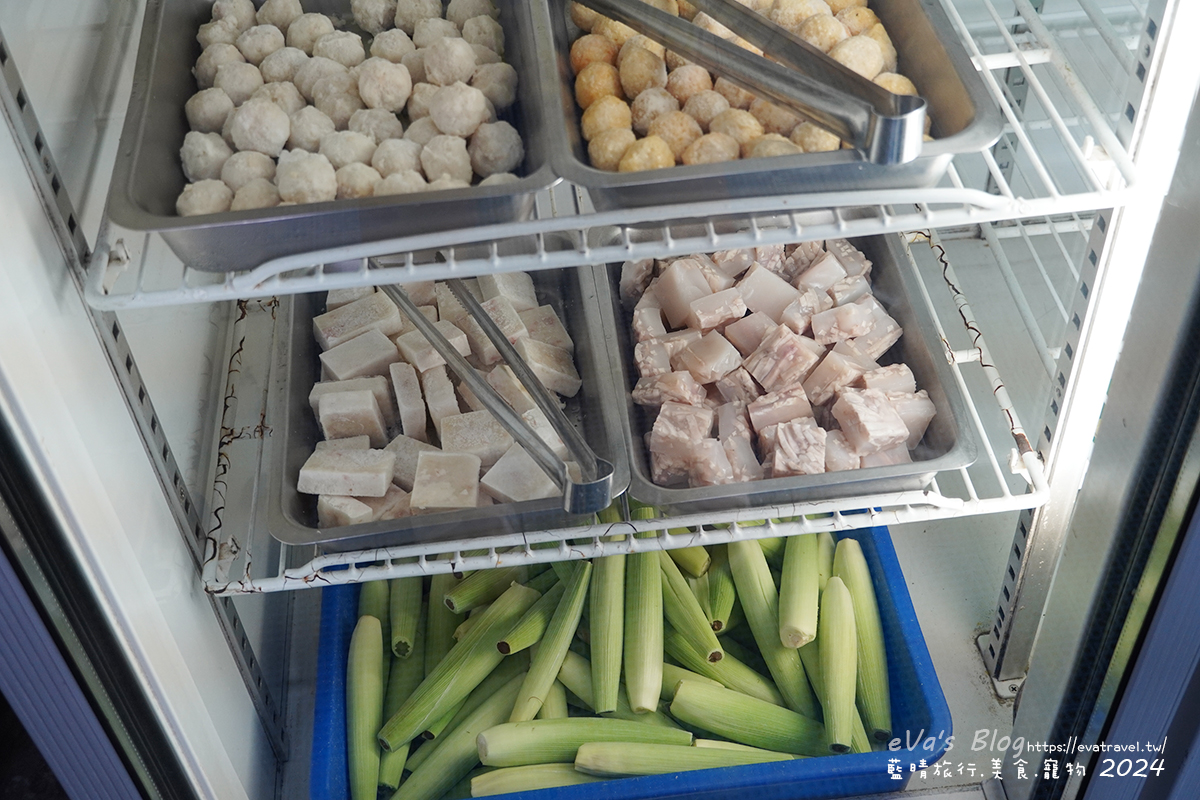 花枝丸、黃金魚蛋與芋Q等火鍋料特寫