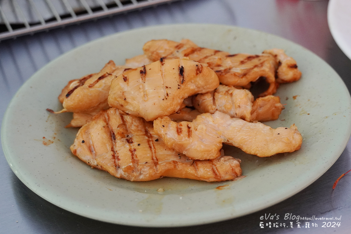 烤熟雞肉燒烤成品擺盤照