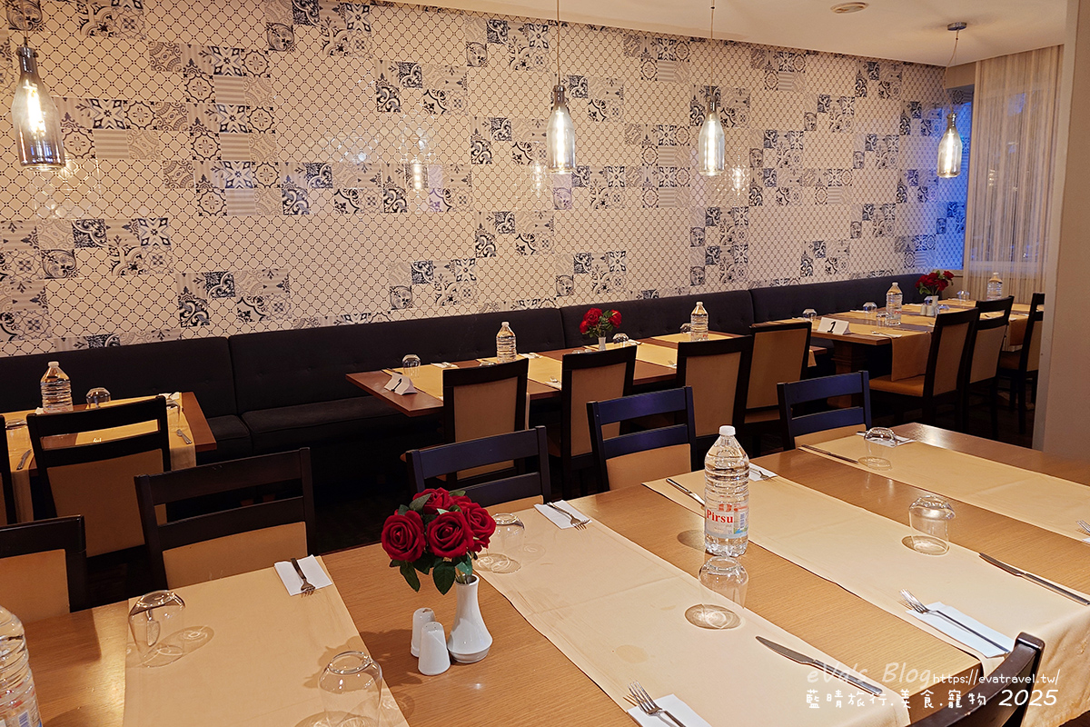 【土耳其蜜月旅遊】Le Bleu Hotel & Resort 庫薩達斯藍色酒店及度假村|希臘式海濱度假體驗,一覺醒來擁抱愛琴海。土耳其住宿 - 第36張圖