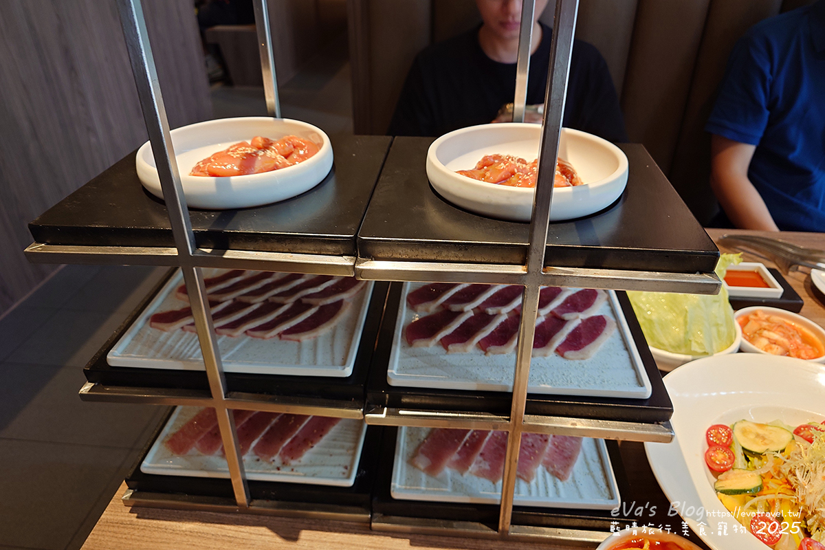 【台中燒肉推薦】茶六燒肉堂 新朝富店|你是肉控嗎?快來!這裡是肉食者天堂,服務好、套餐肉品豐富、可愛怪物雪花冰。台中燒烤 - 第15張圖