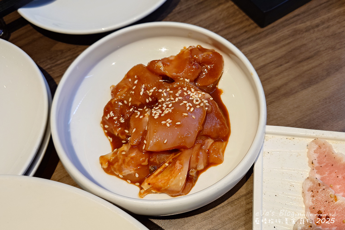 【台中燒肉推薦】茶六燒肉堂 新朝富店|你是肉控嗎?快來!這裡是肉食者天堂,服務好、套餐肉品豐富、可愛怪物雪花冰。台中燒烤 - 第16張圖