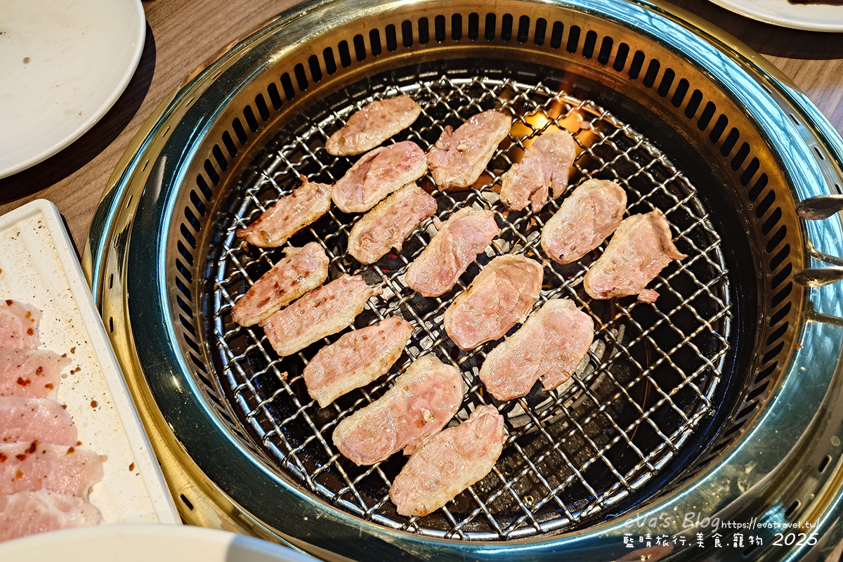 【台中燒肉推薦】茶六燒肉堂 新朝富店|你是肉控嗎?快來!這裡是肉食者天堂,服務好、套餐肉品豐富、可愛怪物雪花冰。台中燒烤 - 第20張圖