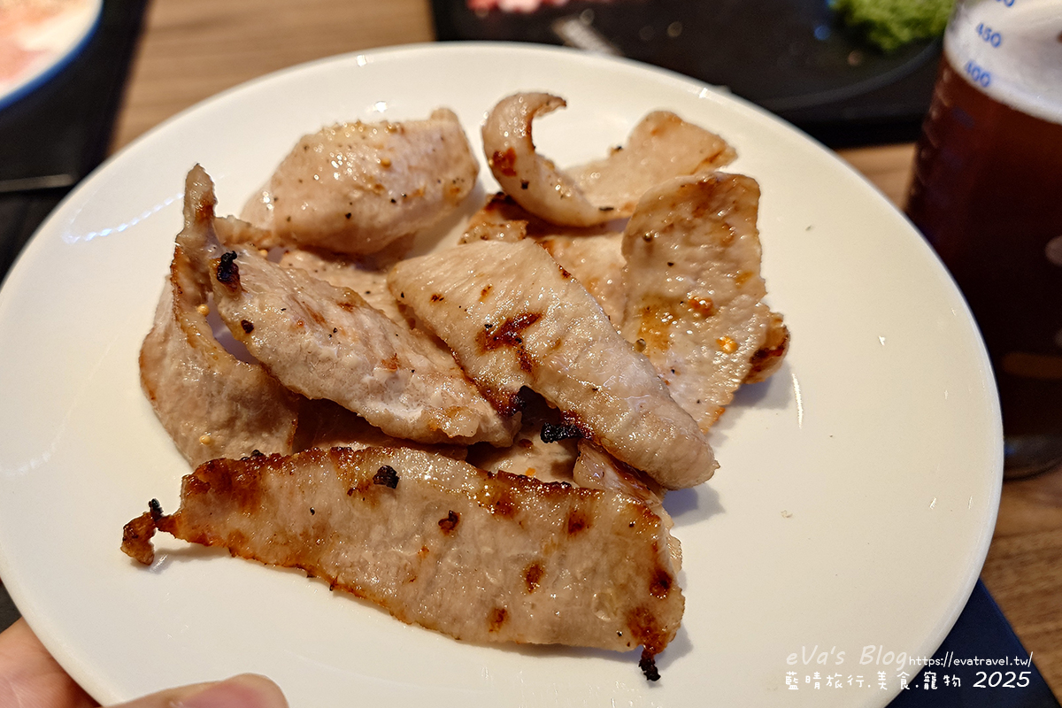 【台中燒肉推薦】茶六燒肉堂 新朝富店|你是肉控嗎?快來!這裡是肉食者天堂,服務好、套餐肉品豐富、可愛怪物雪花冰。台中燒烤 - 第32張圖