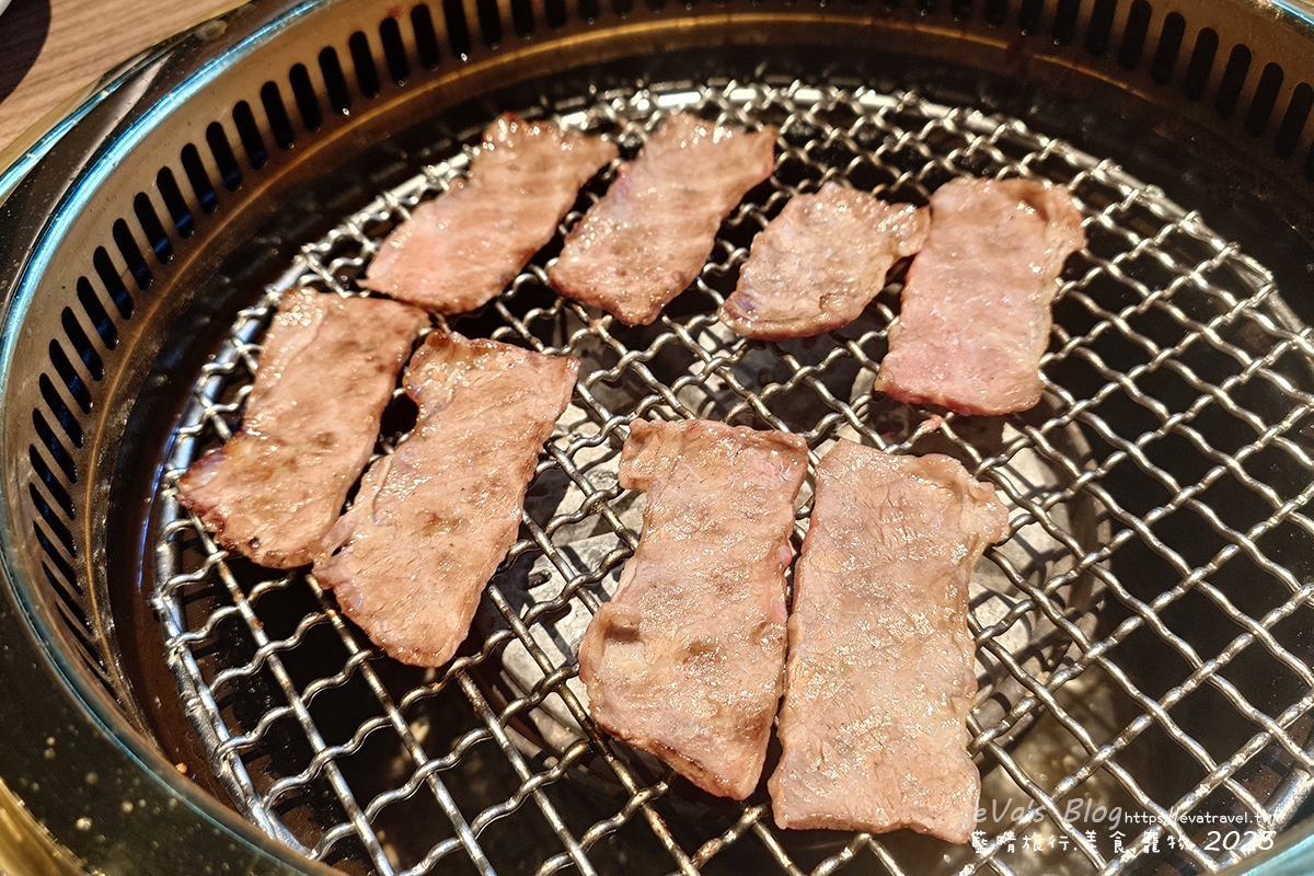 【台中燒肉推薦】茶六燒肉堂 新朝富店|你是肉控嗎?快來!這裡是肉食者天堂,服務好、套餐肉品豐富、可愛怪物雪花冰。台中燒烤 - 第42張圖