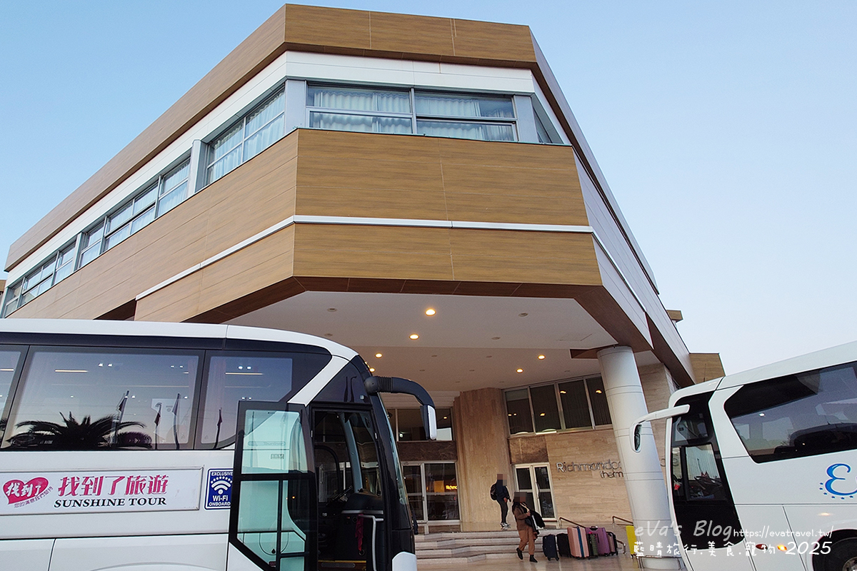 【土耳其蜜月旅遊】Richmond Pamukkale Thermal Resort 里士滿棉花堡度假飯店|典雅房型與自助餐體驗。土耳其住宿 - 第2張圖 【土耳其蜜月旅遊】Richmond Pamukkale Thermal Resort 里士滿棉花堡度假飯店|典雅房型與自助餐體驗。土耳其住宿