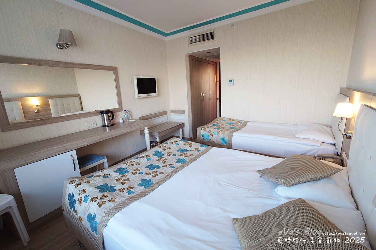 【土耳其蜜月旅遊】Cender Hotel 森德爾酒店｜帶年代感房型，房間陽台可眺望地中海美景。土耳其住宿