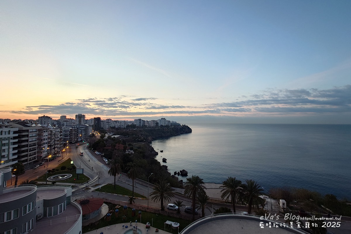 【土耳其蜜月旅遊】Cender Hotel 森德爾酒店｜帶年代感房型，房間陽台可眺望地中海美景。土耳其住宿