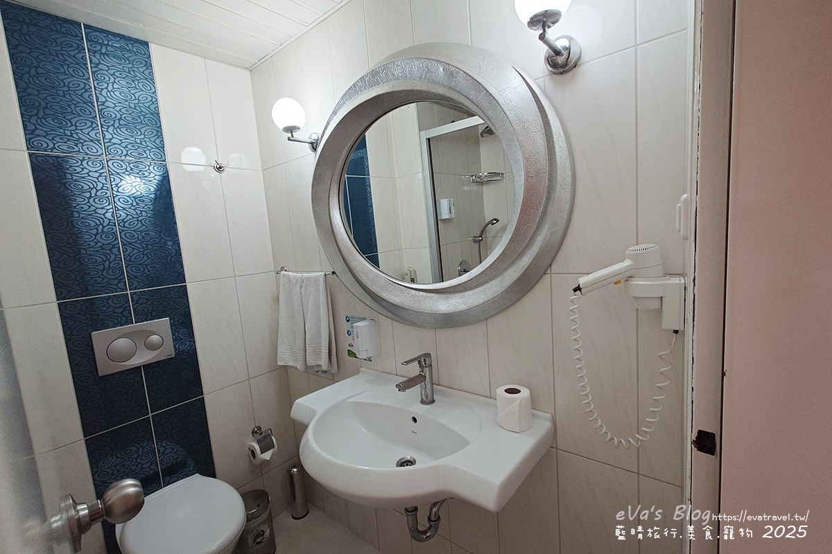 【土耳其蜜月旅遊】Cender Hotel 森德爾酒店｜帶年代感房型，房間陽台可眺望地中海美景。土耳其住宿