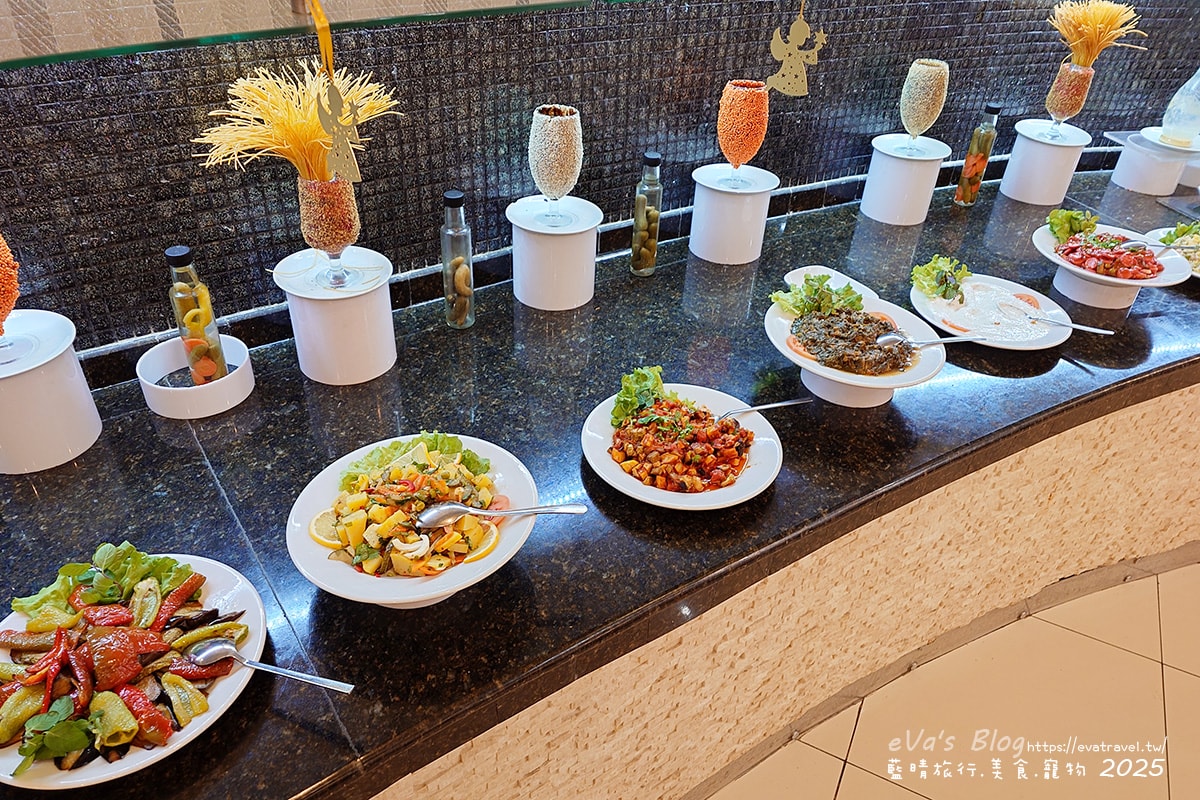 【土耳其蜜月旅遊】Cender Hotel 森德爾酒店｜帶年代感房型，房間陽台可眺望地中海美景。土耳其住宿