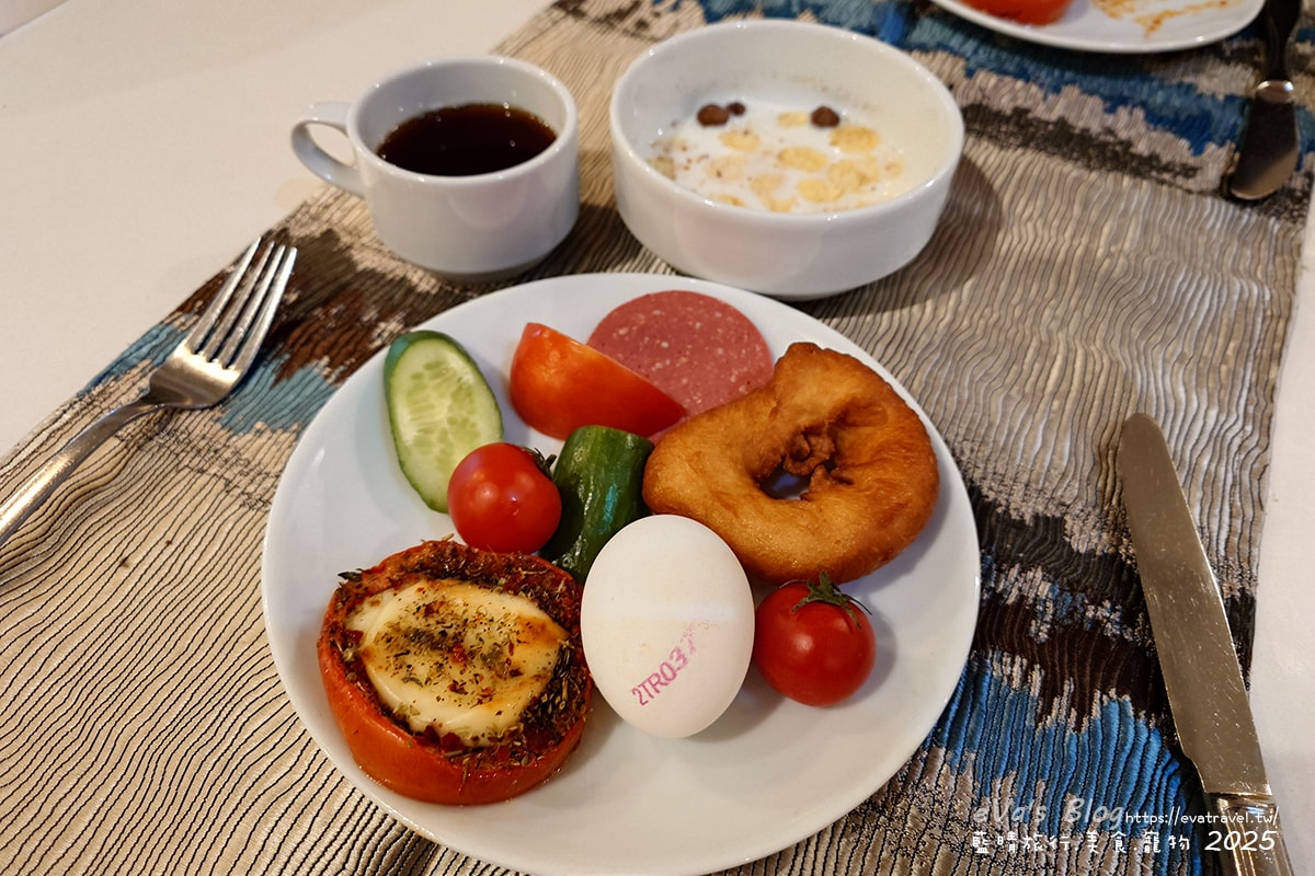 【土耳其蜜月旅遊】Cender Hotel 森德爾酒店｜帶年代感房型，房間陽台可眺望地中海美景。土耳其住宿