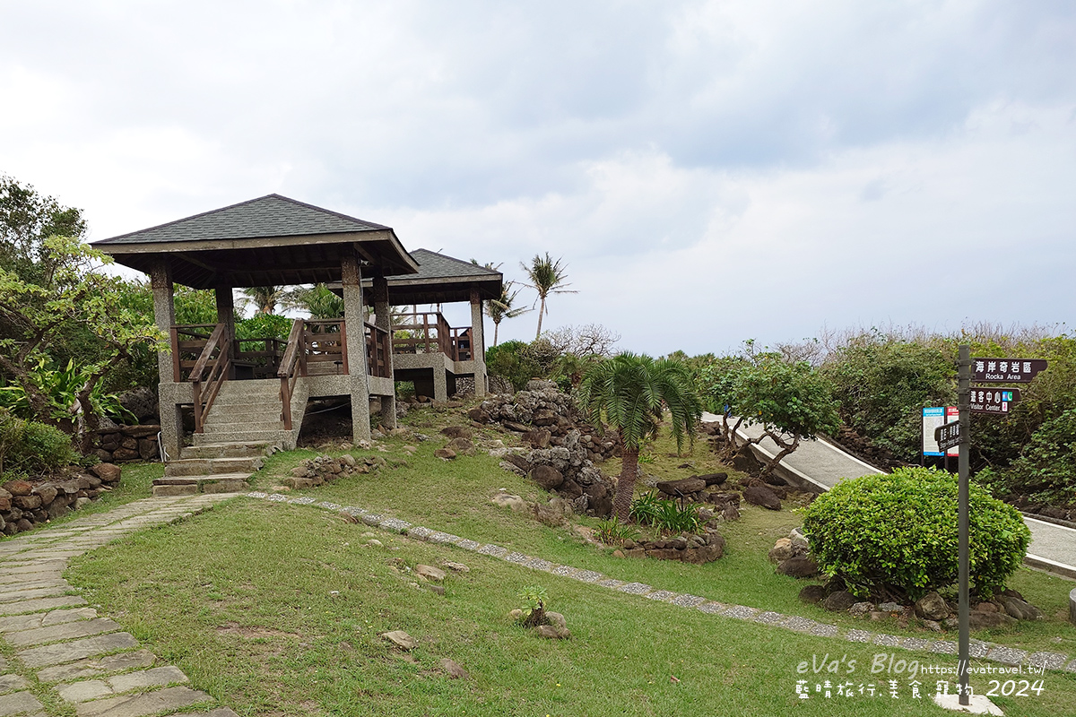 【台東景點】富岡地質公園(小野柳)|海蝕地形與奇岩景觀,一望無際太平洋海景的免費景點。台東寵物友善景點 - 第12張圖 【台東景點】富岡地質公園(小野柳)|海蝕地形與奇岩景觀,一望無際太平洋海景的免費景點。台東寵物友善景點