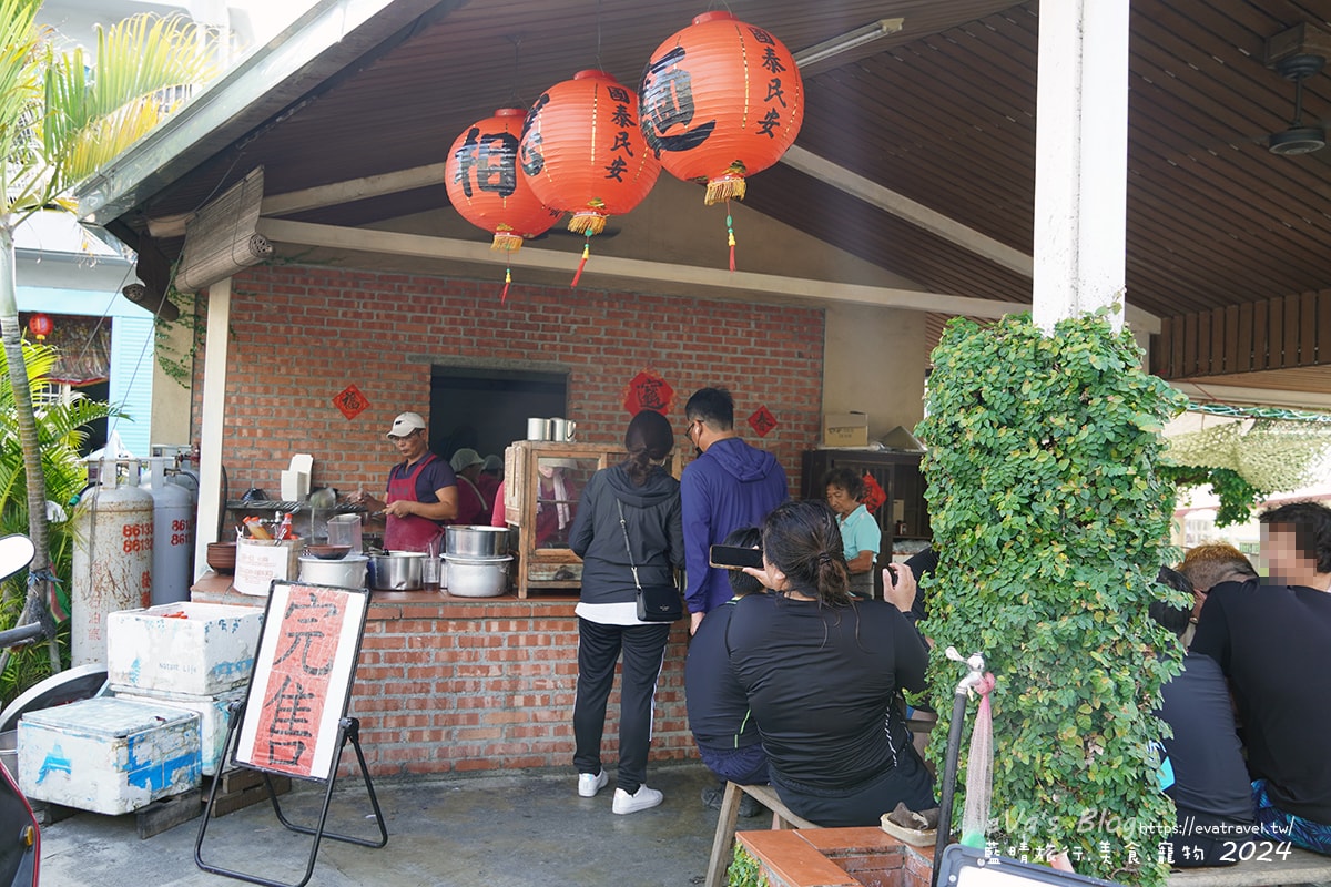 【小琉球美食】小琉球相思麵|傳統柴火熬煮肉燥魯汁,必吃炸肉丸、滷味推薦,在地人氣相思麵。小琉球小吃 - 第4張圖 【小琉球美食】小琉球相思麵|傳統柴火熬煮肉燥魯汁,必吃炸肉丸、滷味推薦,在地人氣相思麵。小琉球小吃