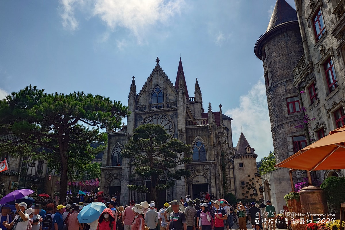 【越南旅遊】巴拿山 Ba Na Hills|法國村、黃金佛手橋、世界最長纜車,一座建在雲霧之上的空中樂園。越南景點 - 第103張圖 【越南旅遊】巴拿山 Ba Na Hills|法國村、黃金佛手橋、世界最長纜車,一座建在雲霧之上的空中樂園。越南景點