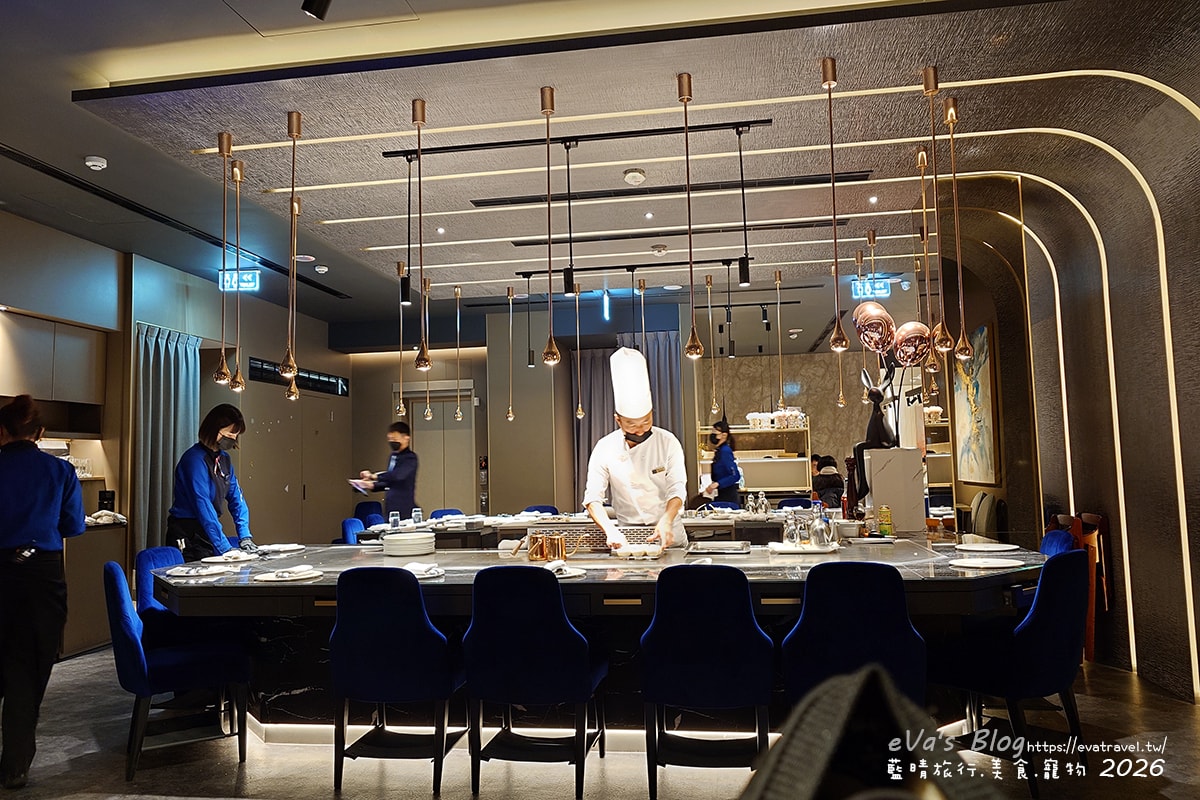 【台中鐵板燒】夏慕尼新香榭鐵板燒 台中台灣大道店｜結婚週年紀念餐、浪漫鐵板料理分享。台中餐廳