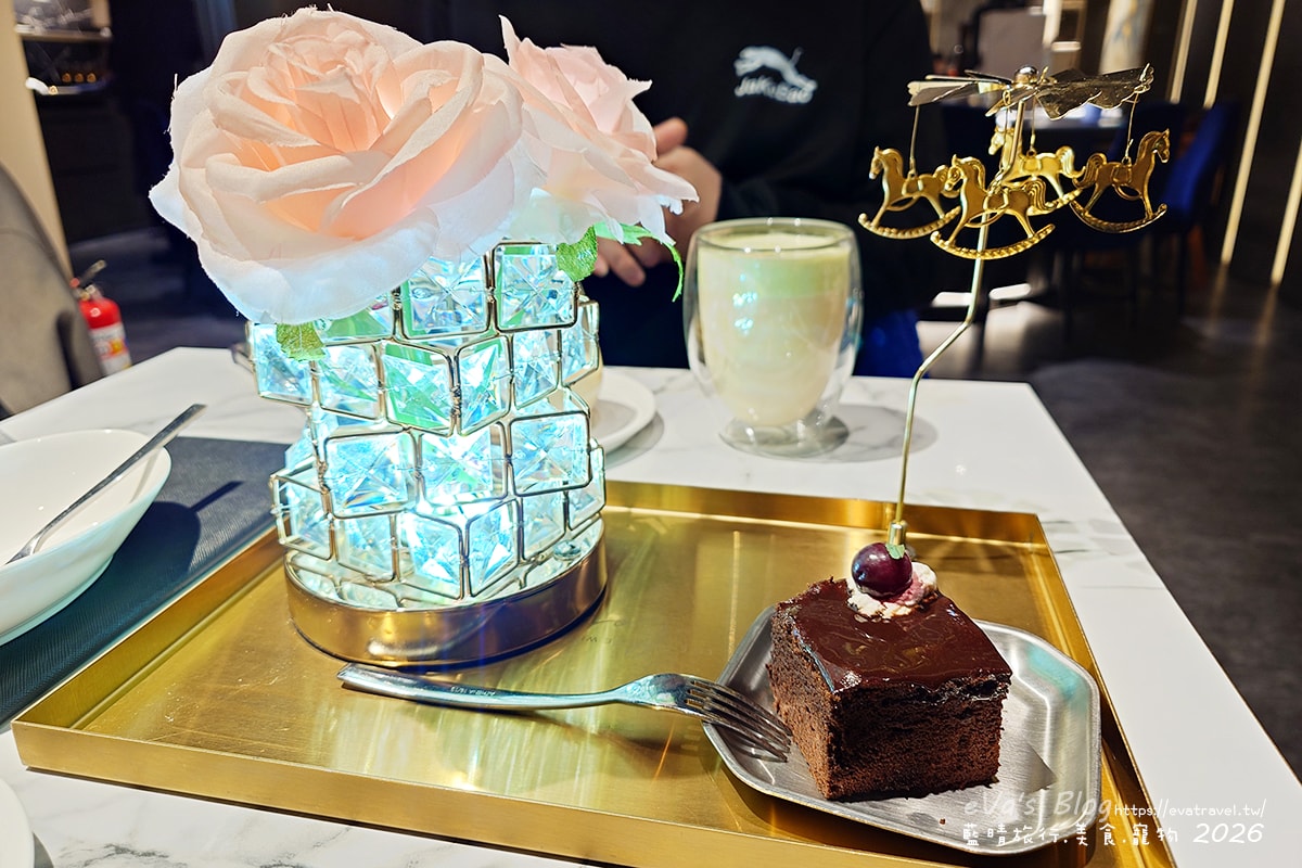 【台中鐵板燒】夏慕尼新香榭鐵板燒 台中台灣大道店｜結婚週年紀念餐、浪漫鐵板料理分享。台中餐廳