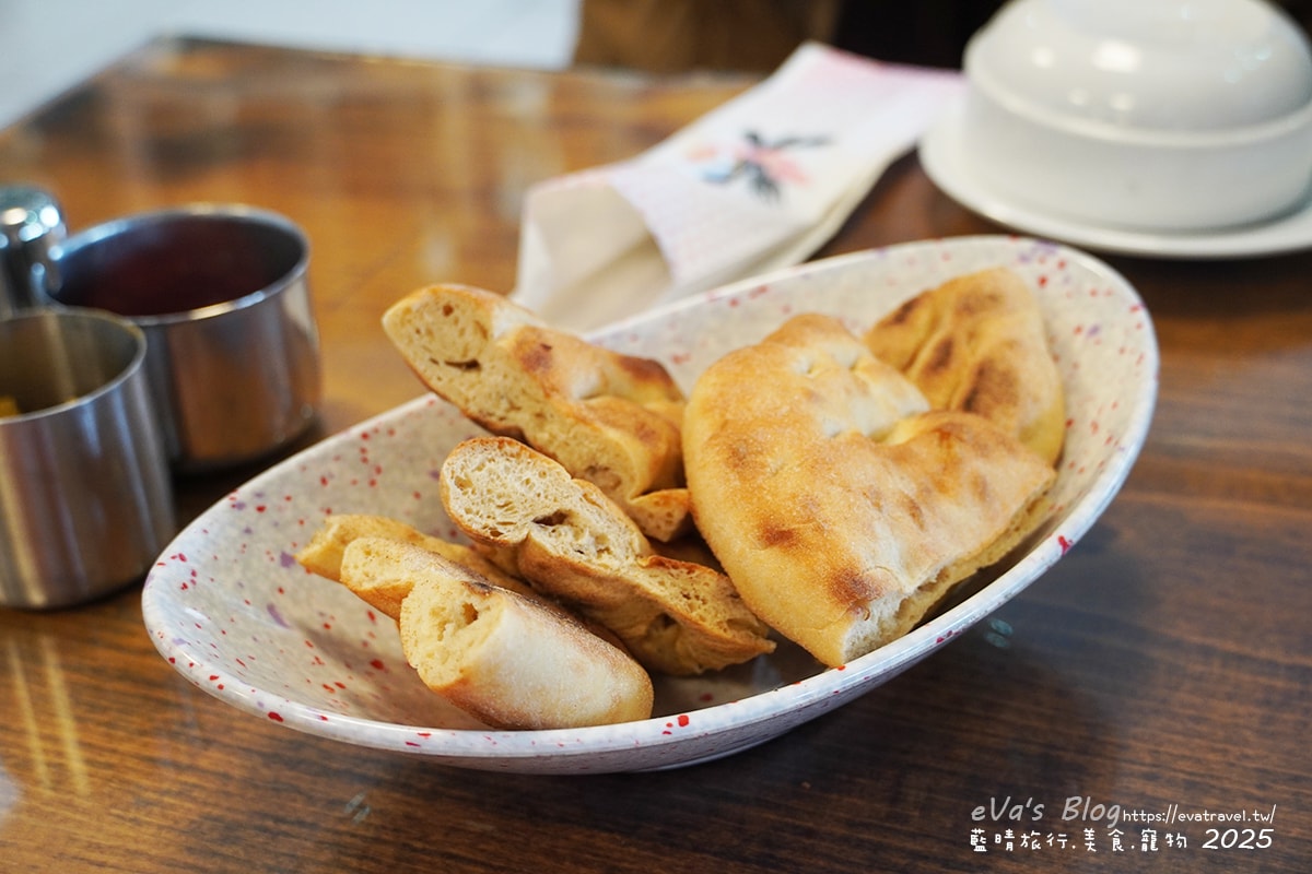 【土耳其蜜月旅遊】Cİğerci İsa 炭烤羊肝名店｜招牌肝臟料理＋Etli Ekmek超長肉餅，在地人氣土耳其餐廳。土耳其餐廳