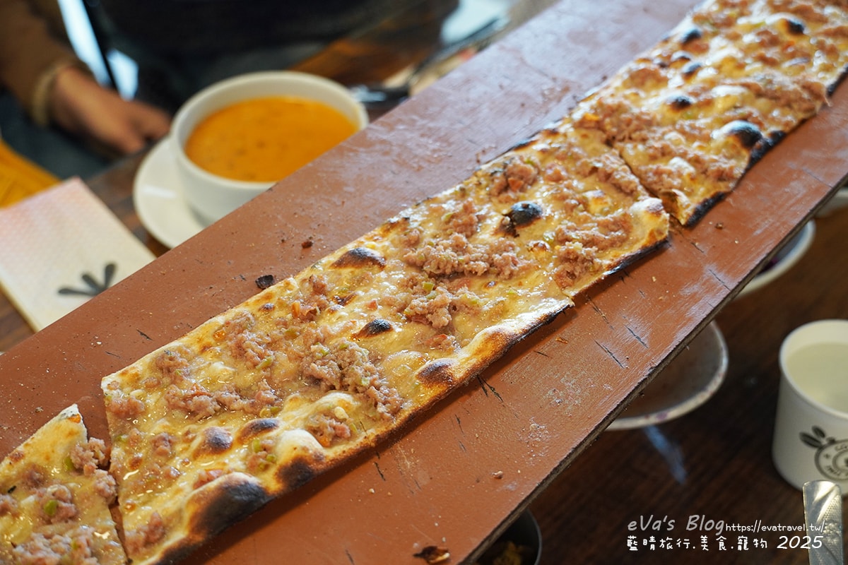 【土耳其蜜月旅遊】Cİğerci İsa 炭烤羊肝名店｜招牌肝臟料理＋Etli Ekmek超長肉餅，在地人氣土耳其餐廳。土耳其餐廳