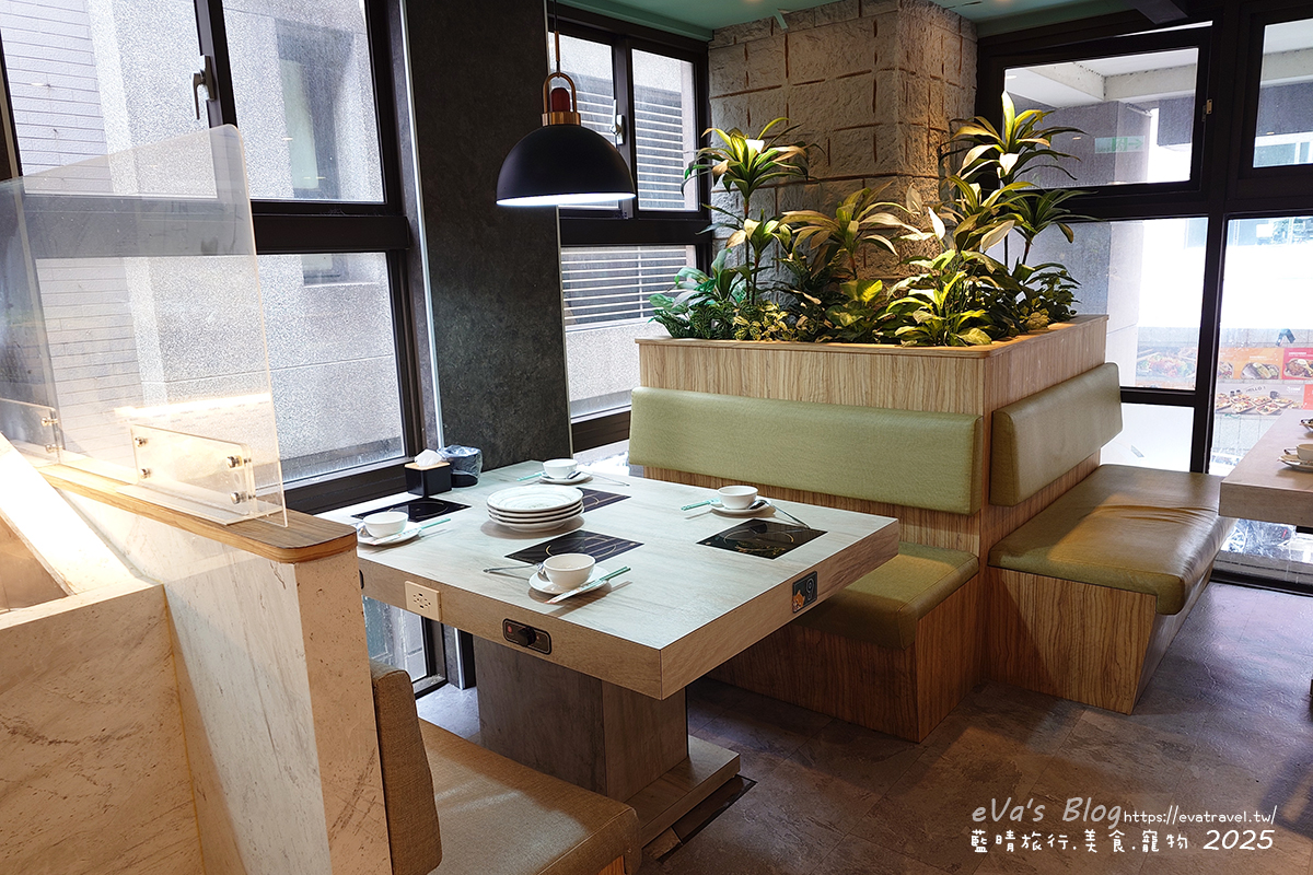 【台中火鍋】養鍋石頭涮涮鍋 南屯黎明店｜湯底選擇多樣、自助吧食材豐富、必吃阿嬤ㄟ古早雞。台中寵物友善餐廳