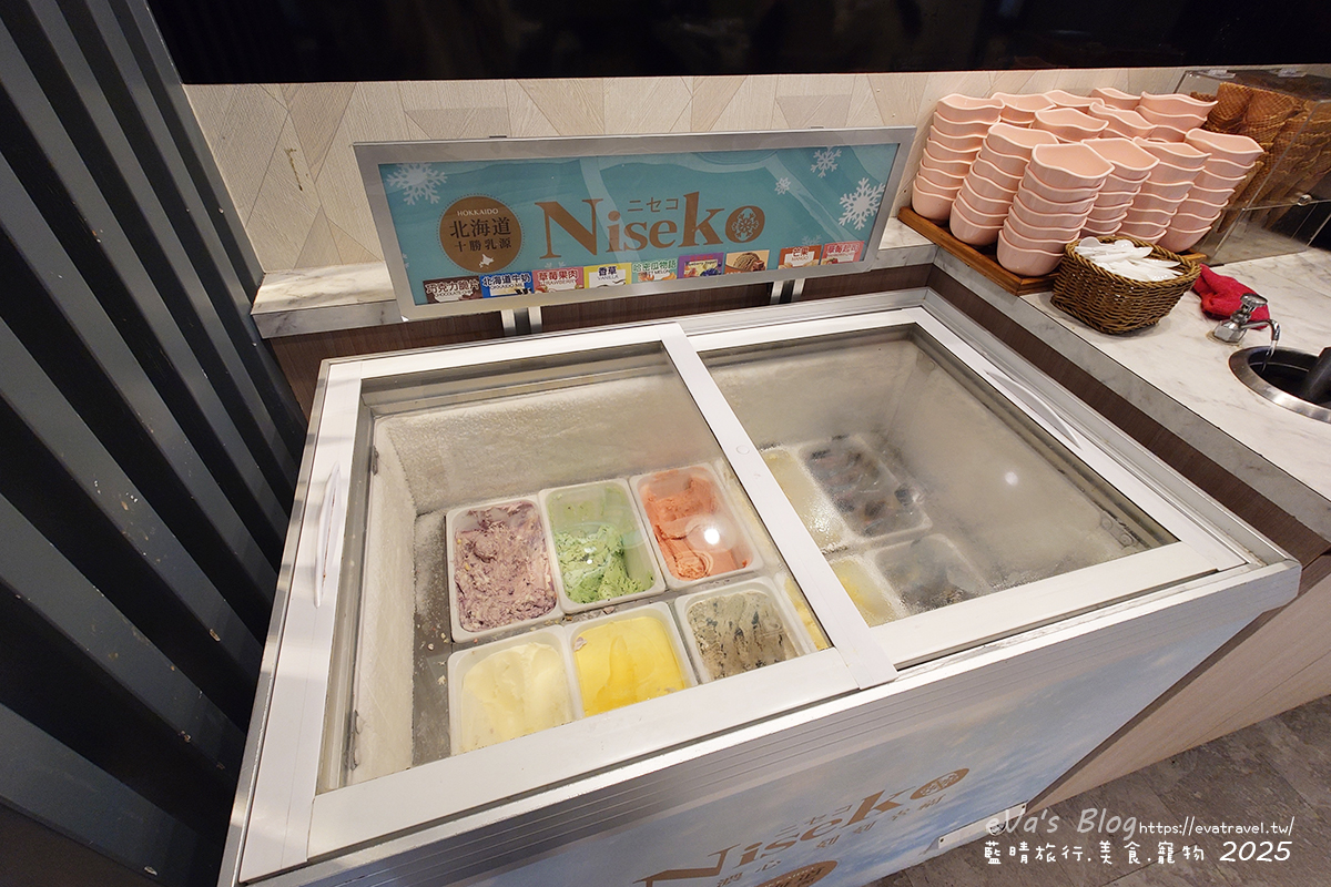 【台中火鍋】養鍋石頭涮涮鍋 南屯黎明店｜湯底選擇多樣、自助吧食材豐富、必吃阿嬤ㄟ古早雞。台中寵物友善餐廳