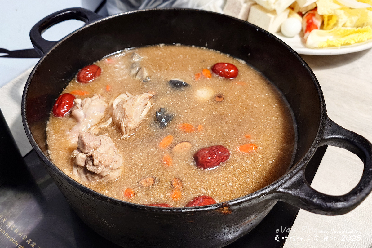 【台中火鍋】養鍋石頭涮涮鍋 南屯黎明店｜湯底選擇多樣、自助吧食材豐富、必吃阿嬤ㄟ古早雞。台中寵物友善餐廳