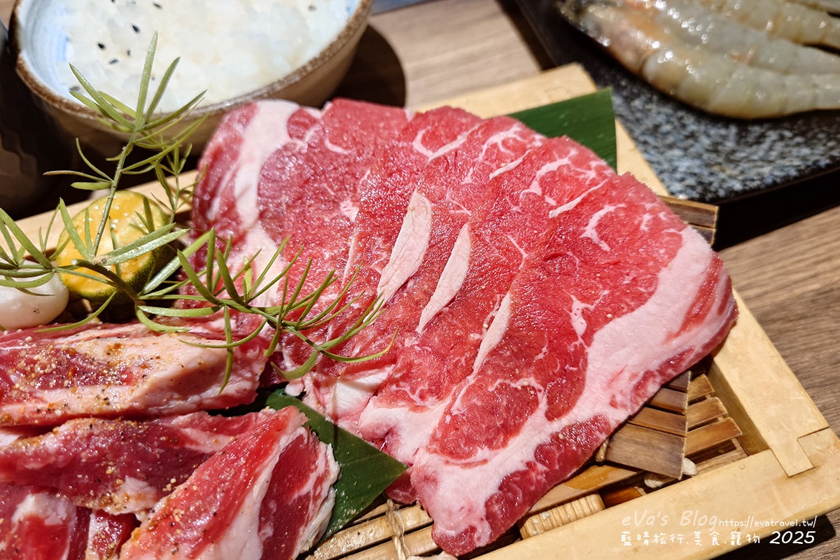 【台中燒肉推薦】小札卡燒肉-逢甲店(個人燒肉)|主打個人燒肉,一個人想吃也能說走就走。台中寵物友善燒烤店 - 第25張圖 【台中燒肉推薦】小札卡燒肉-逢甲店(個人燒肉)|主打個人燒肉,一個人想吃也能說走就走。台中寵物友善燒烤店