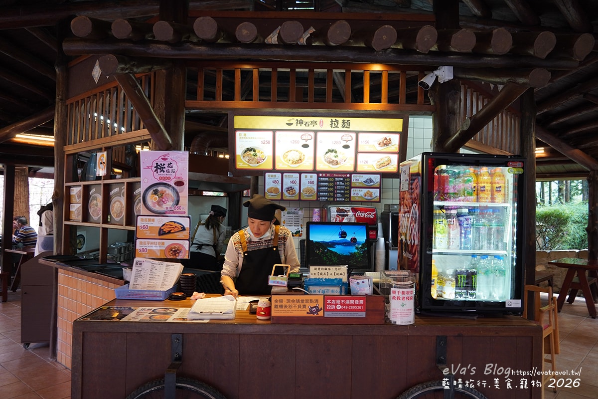 神石亭日式餐廳結帳櫃台，九族櫻花季餐廳服務