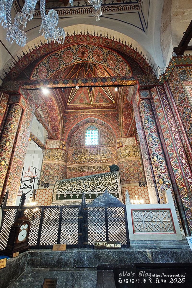【土耳其蜜月旅遊】Mevlana Museum 梅夫拉那博物館｜孔亞必訪景點，旋轉舞發源地與象徵精神權威的石棺頭巾。土耳其景點