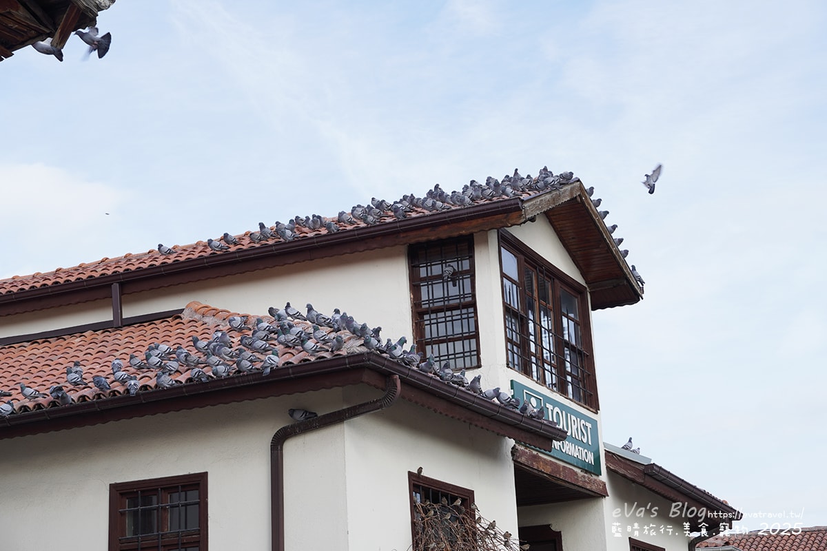 【土耳其蜜月旅遊】Mevlana Museum 梅夫拉那博物館｜孔亞必訪景點，旋轉舞發源地與象徵精神權威的石棺頭巾。土耳其景點