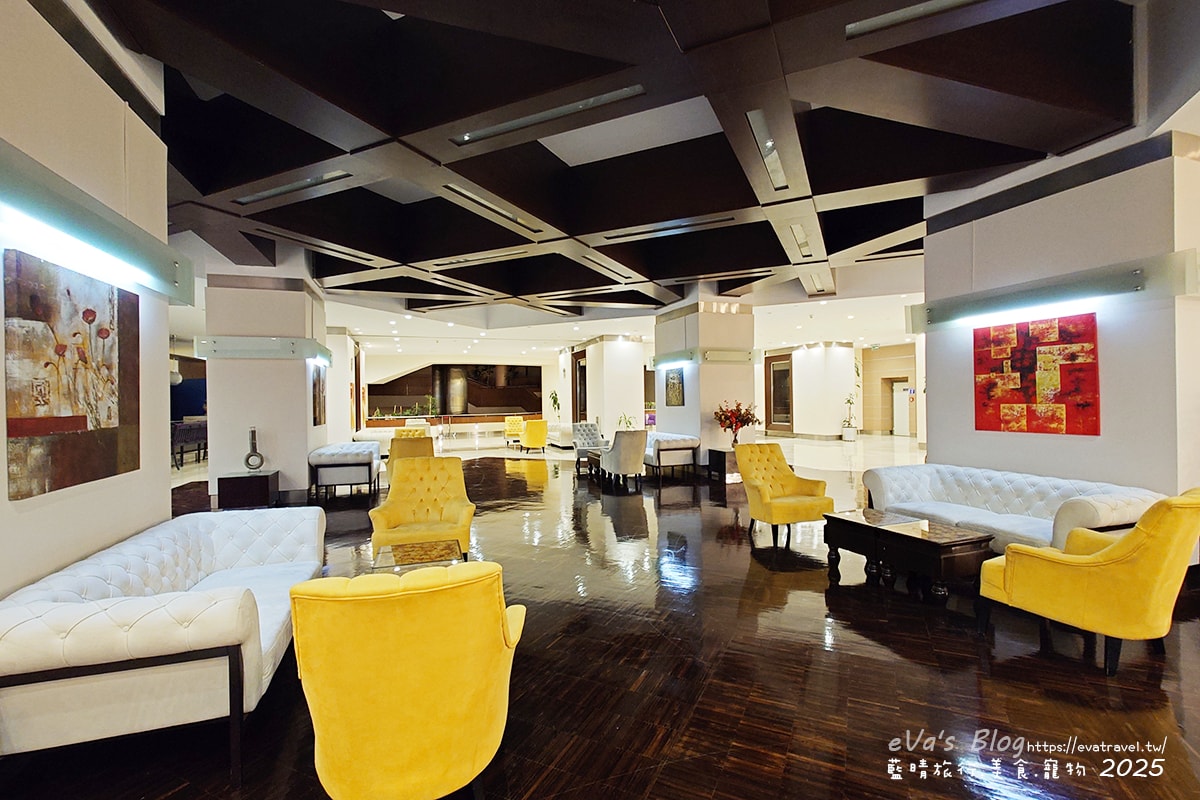 【土耳其蜜月旅遊】Grand Hotel Konya 科尼亞大飯店｜舒適房型與自助餐體驗＋落地窗城市景觀。土耳其住宿