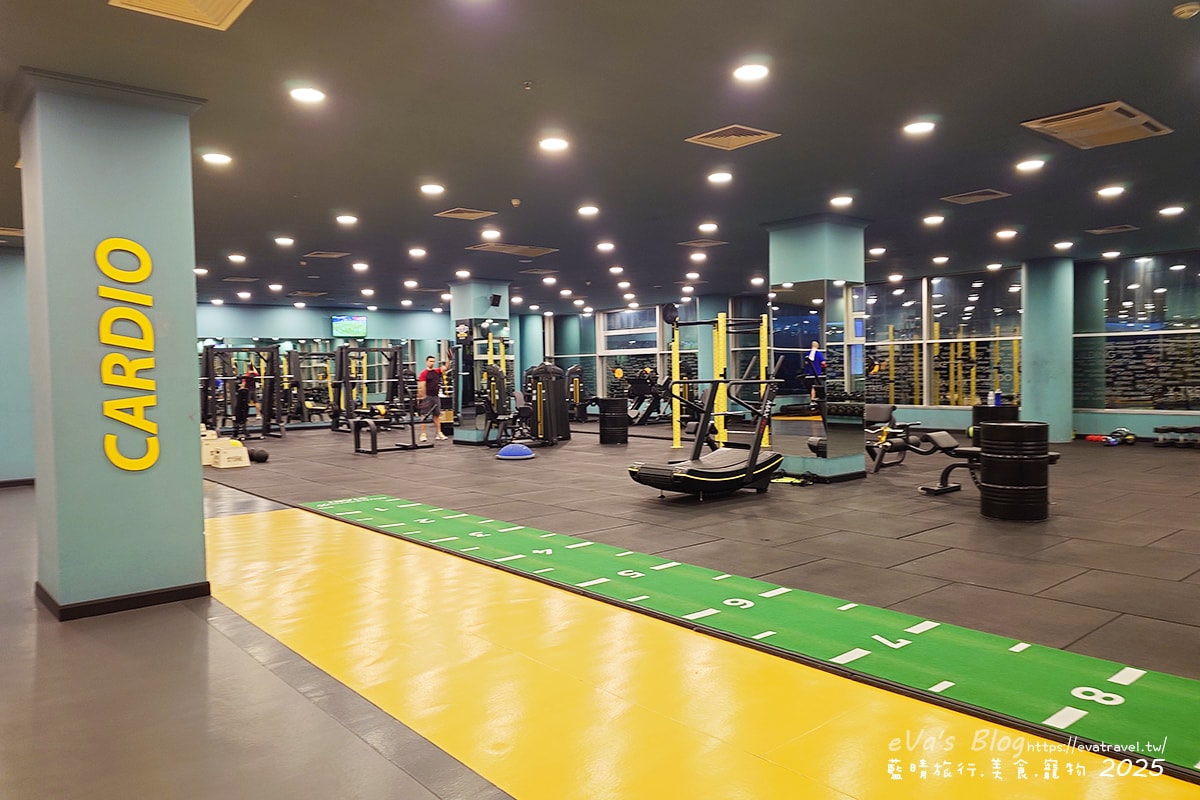 【土耳其蜜月旅遊】Grand Hotel Konya 科尼亞大飯店｜舒適房型與自助餐體驗＋落地窗城市景觀。土耳其住宿