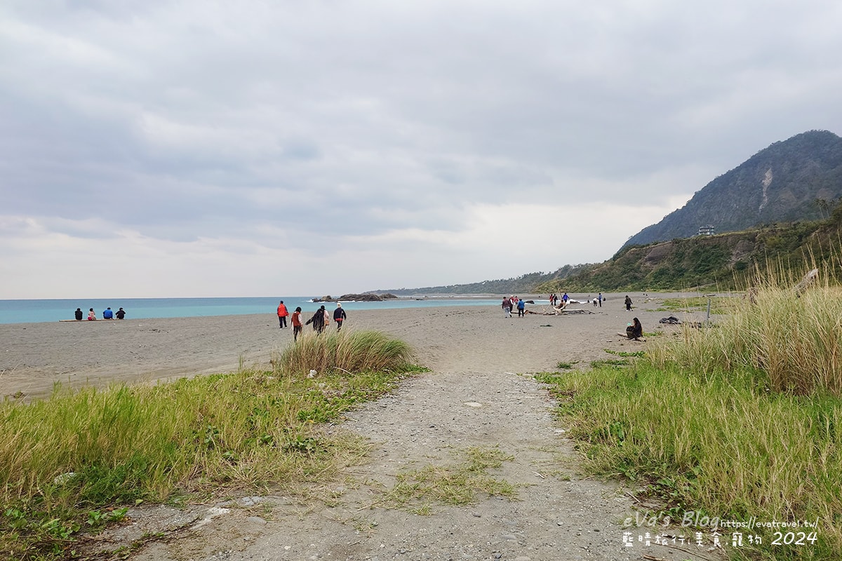 【台東景點】金樽陸連島｜免費貓洞秘境，一望太平洋海景的打卡景點。台東寵物友善景點