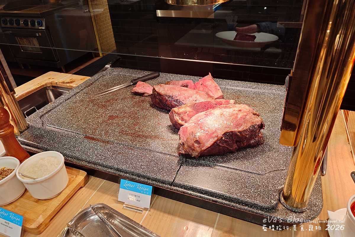 【台中李方艾美】新食譜全日餐廳自助式午餐｜多國料理＋紅白酒、生啤酒無限暢飲。台中吃到飽