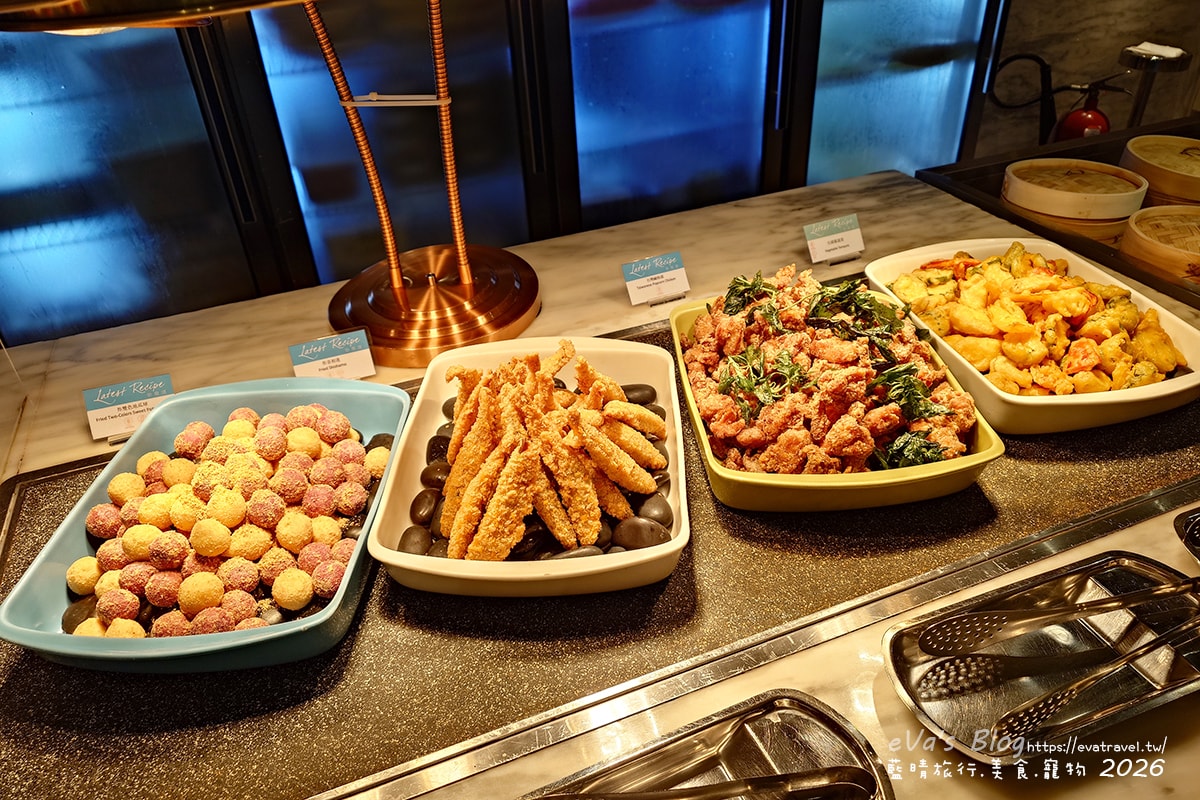 【台中李方艾美】新食譜全日餐廳自助式午餐｜多國料理＋紅白酒、生啤酒無限暢飲。台中吃到飽