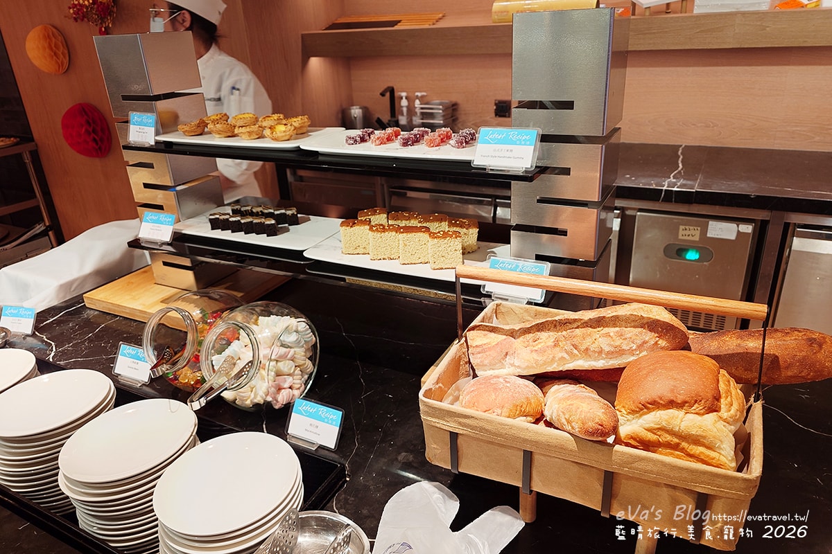 【台中李方艾美】新食譜全日餐廳自助式午餐｜多國料理＋紅白酒、生啤酒無限暢飲。台中吃到飽