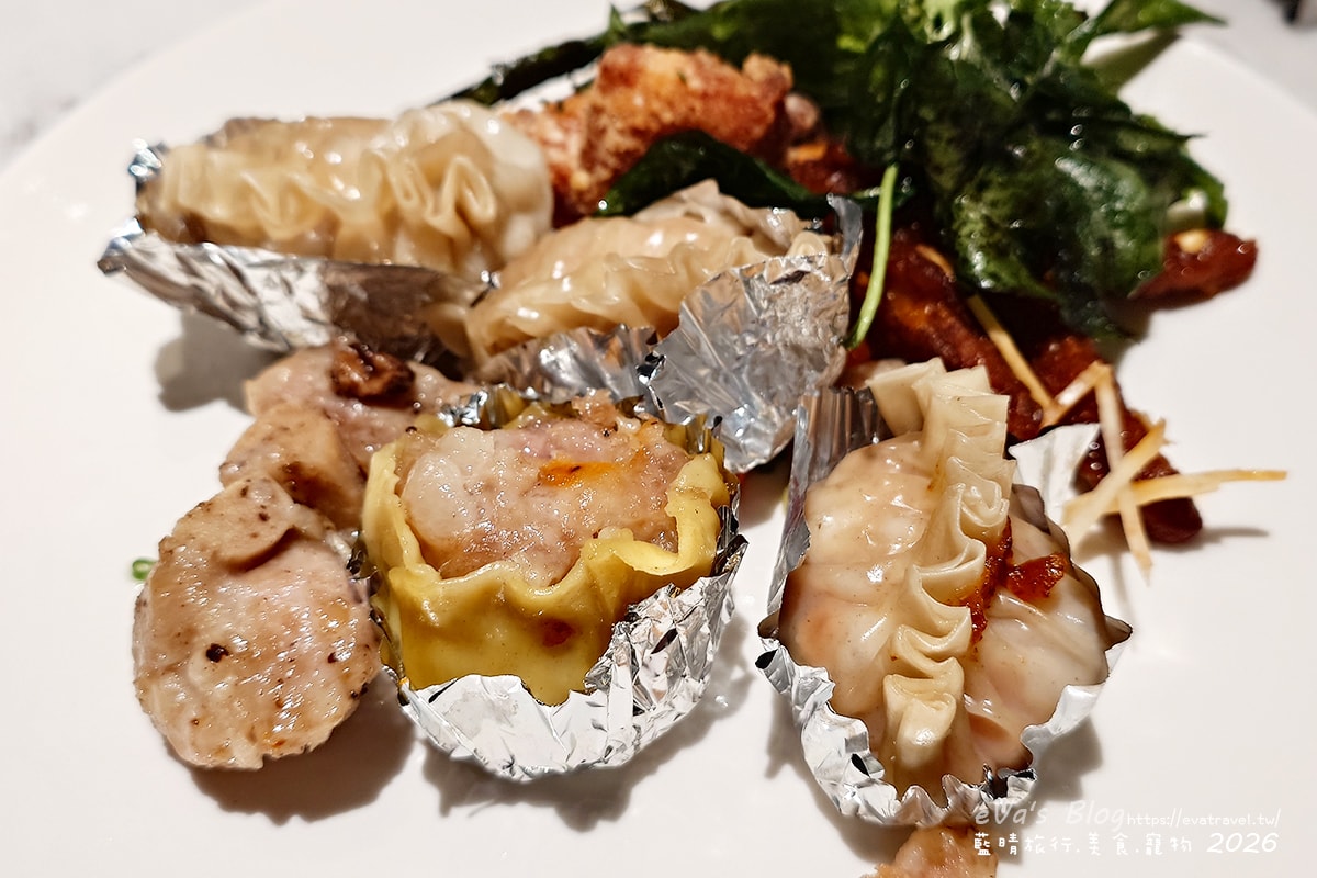 【台中李方艾美】新食譜全日餐廳自助式午餐｜多國料理＋紅白酒、生啤酒無限暢飲。台中吃到飽