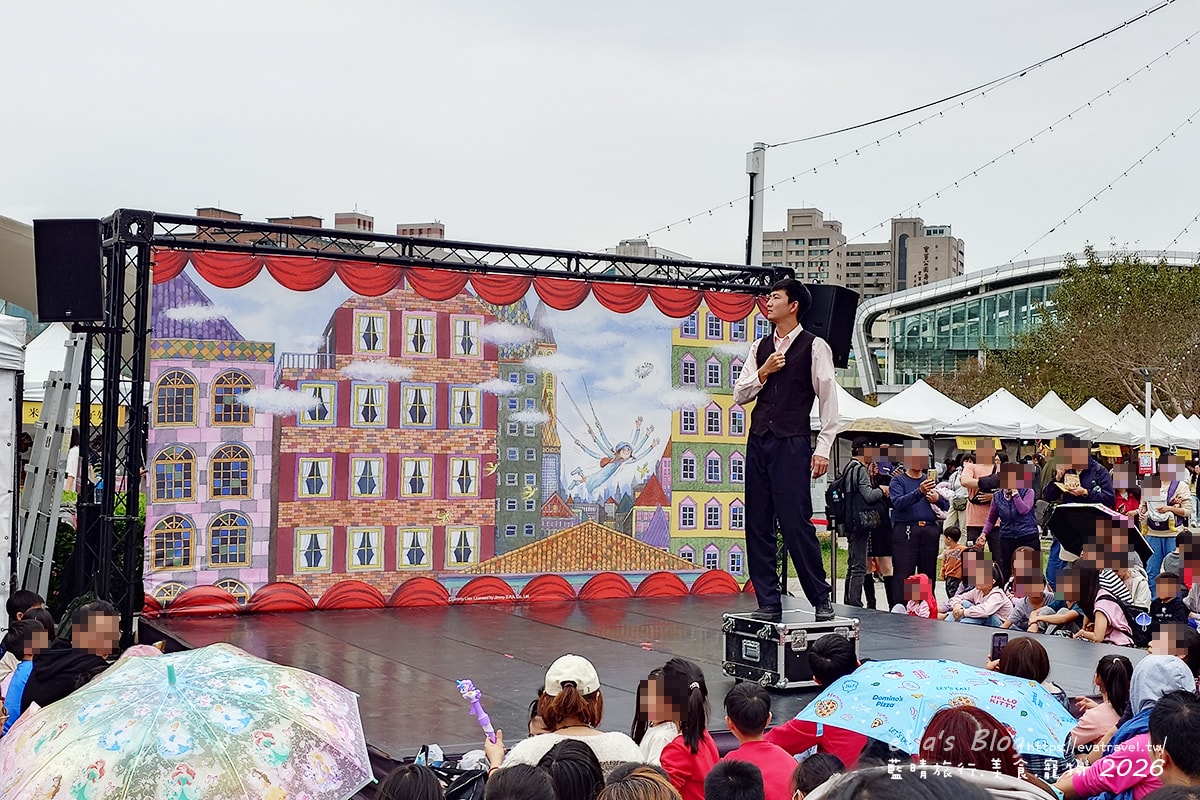 【新春連假限定】台中文心森林公園｜2026台中FOCASA幾米馬戲樂園《幾米男孩的100次勇敢》演出、市集與裝置藝術紀錄。台中免費活動