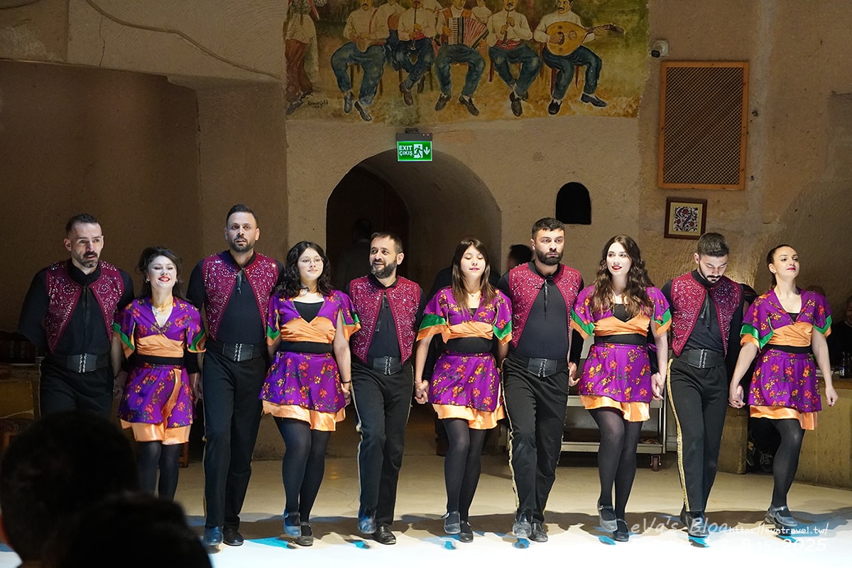 【土耳其蜜月旅遊】Evranos Restaurant 洞穴餐廳｜土耳其之夜 Turkish Night 表演＋午餐體驗。土耳其餐廳