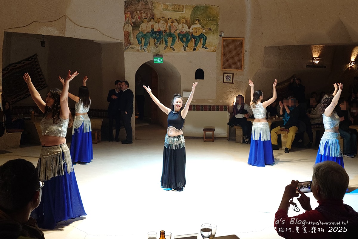 【土耳其蜜月旅遊】Evranos Restaurant 洞穴餐廳｜土耳其之夜 Turkish Night 表演＋午餐體驗。土耳其餐廳