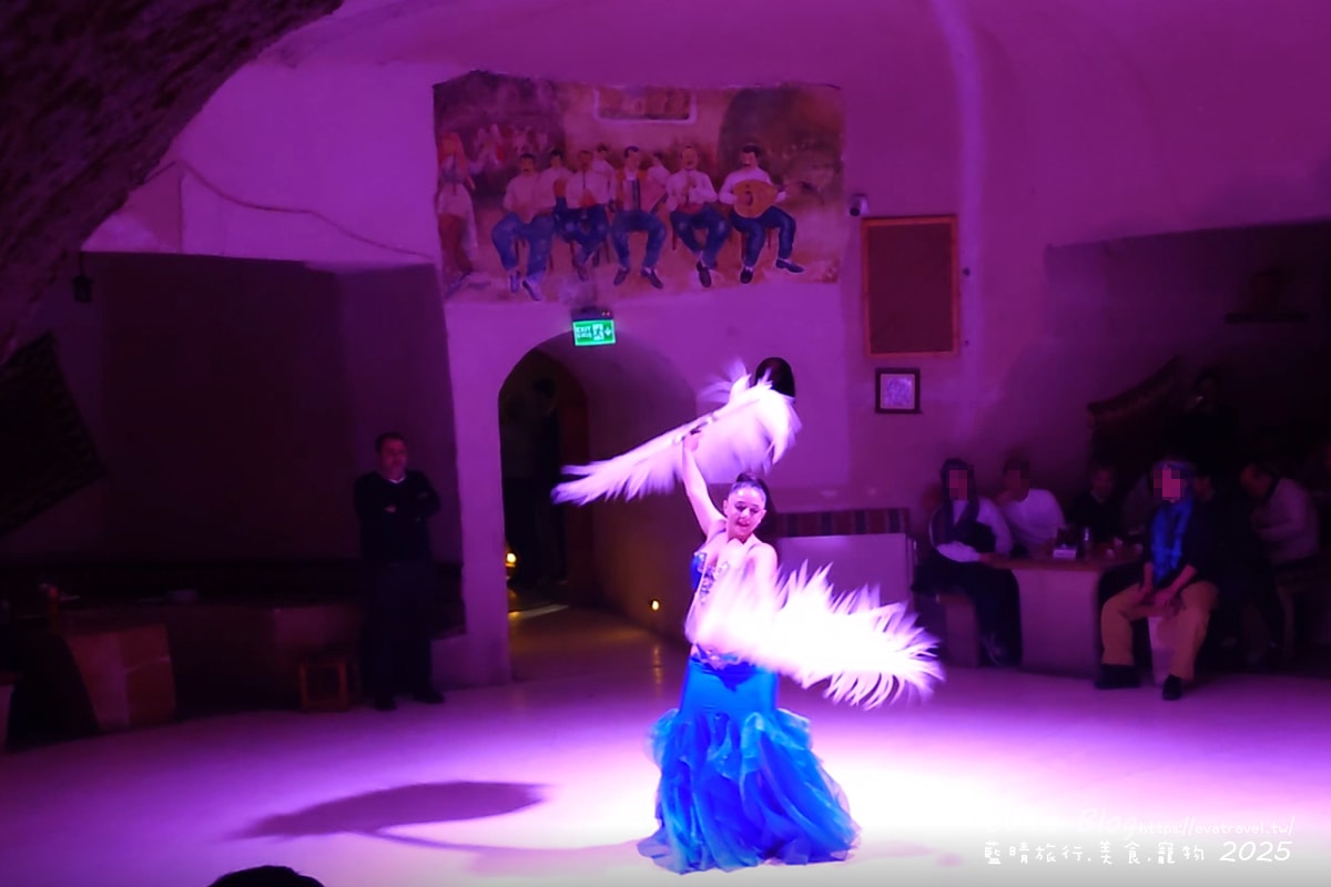 【土耳其蜜月旅遊】Evranos Restaurant 洞穴餐廳｜土耳其之夜 Turkish Night 表演＋午餐體驗。土耳其餐廳