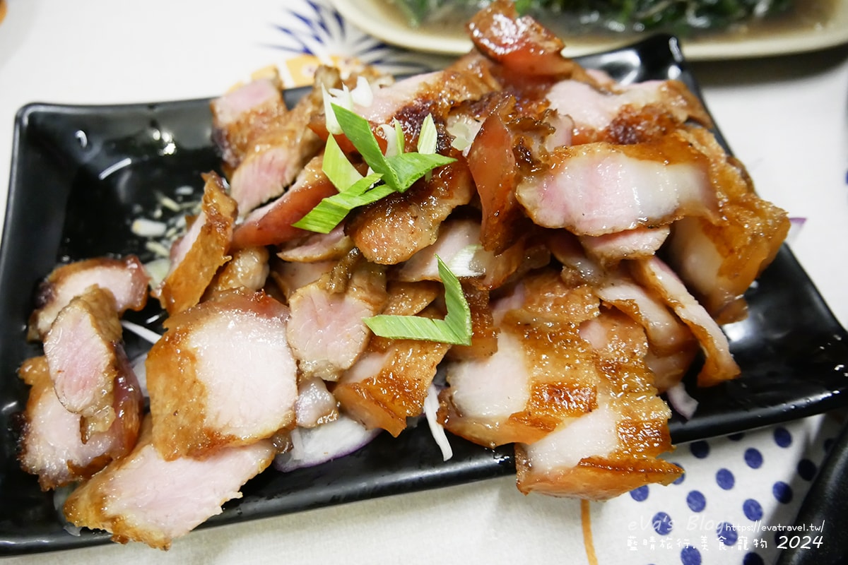 【台東原住民料理】烤什麼風味屋｜金崙必吃原民風味合菜、阿拜＋烤鹹豬肉推薦・寵物友善餐廳。台東餐廳