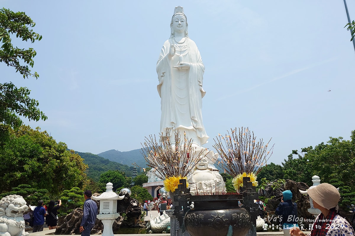 【越南旅遊】Chùa Linh Ứng 山茶半島靈應寺｜峴港最有名靈應寺、純白觀音像與美溪沙灘海岸線景觀。越南景點