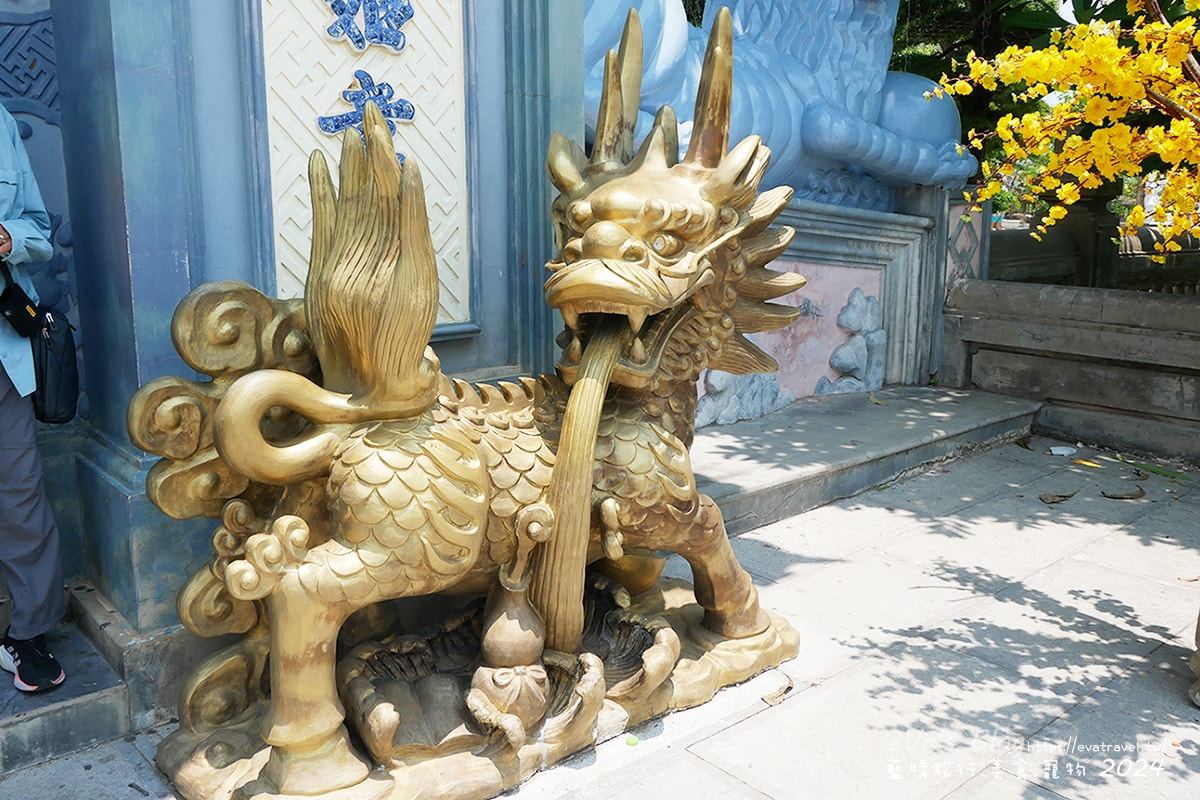 【越南旅遊】Chùa Linh Ứng 山茶半島靈應寺｜峴港最有名靈應寺、純白觀音像與美溪沙灘海岸線景觀。越南景點